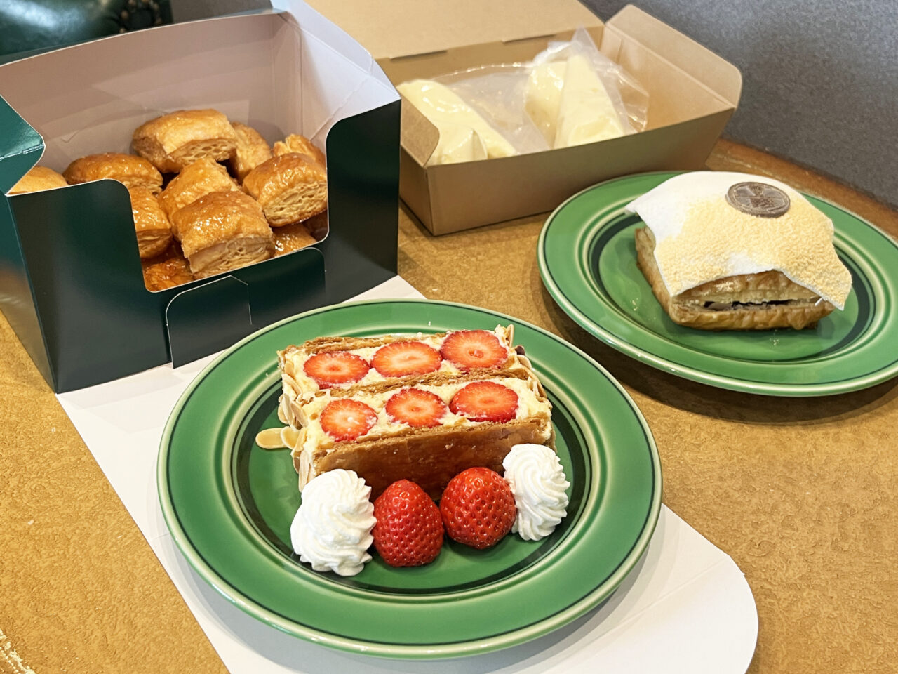 焼きパイとお菓子　オノマトペ